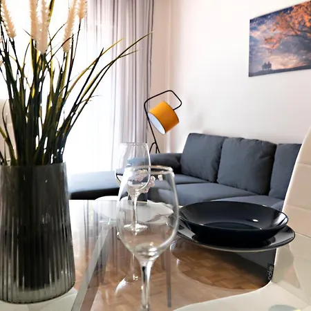 Apartment Houseloft Seasons Park